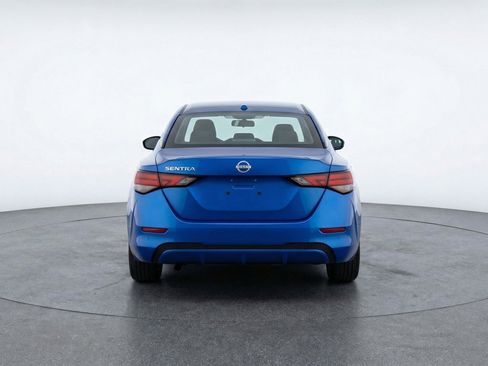 Used 2025 Nissan Sentra SV image 7