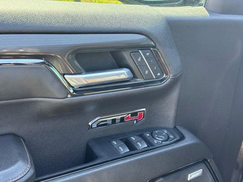 Used 2024 GMC Sierra 1500 AT4 w/ Technology Package AWD/4WD image 27