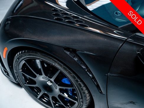 Used 2023 Bugatti Chiron Super Sport AWD/4WD image 10