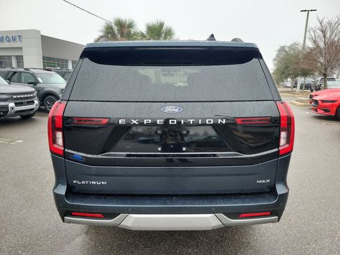 Used 2025 Ford Expedition Max Platinum image 4