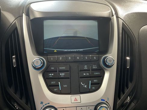 Used 2017 Chevrolet Equinox LT w/ Convenience Package AWD/4WD image 2