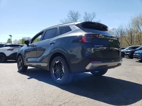 New 2026 Kia Sportage EX AWD/4WD image 4
