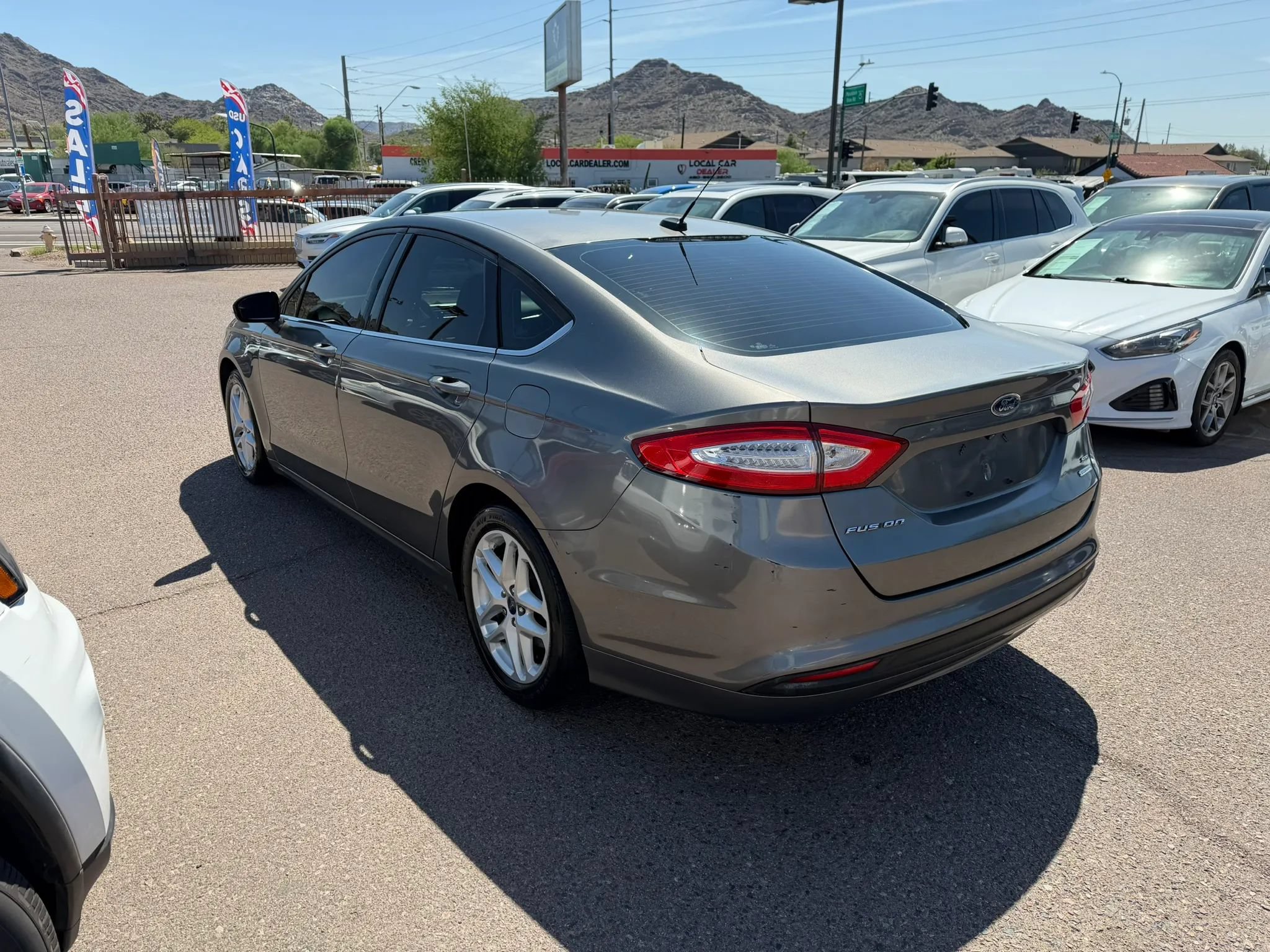 Used 2014 Ford Fusion SE FWD image 7