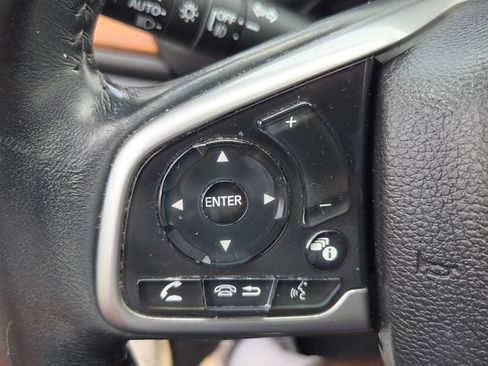 Used 2020 Honda CR-V Touring image 25