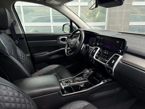 Used 2022 Kia Sorento SX AWD/4WD image 48