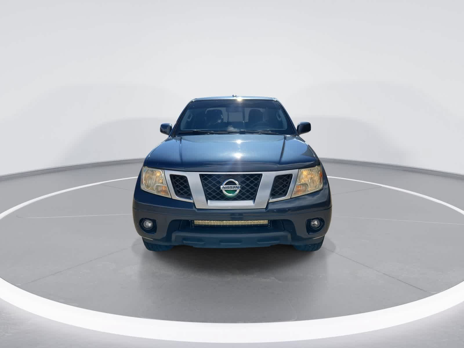 Used 2014 Nissan Frontier PRO-4X AWD/4WD image 3