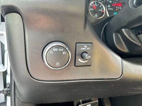 Used 2025 GMC Savana 2500 w/ Driver Convenience Package RWD image 28