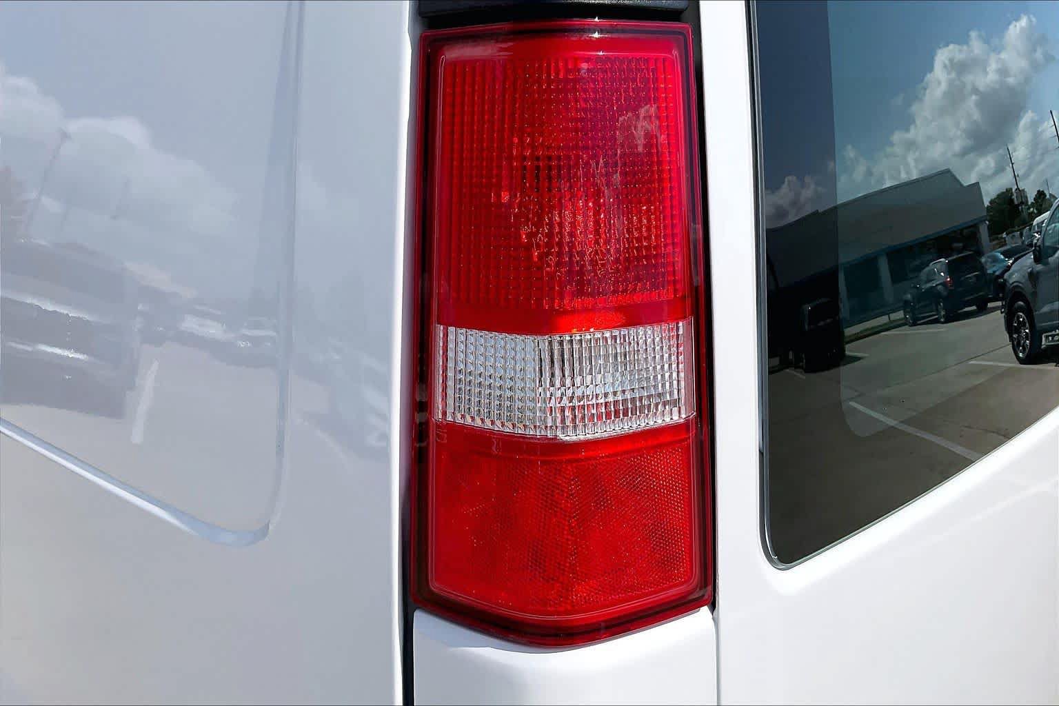 Certified 2025 Chevrolet Express 2500 w/ Driver Convenience Package RWD image 23