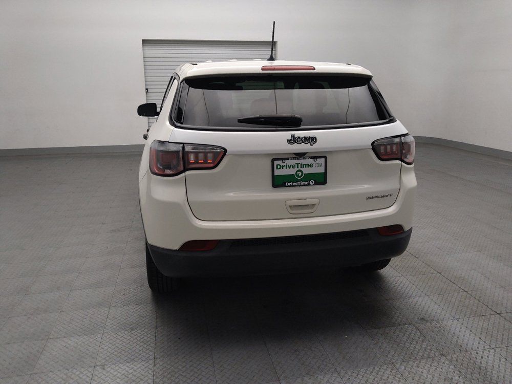 Used 2018 Jeep Compass Sport FWD image 6
