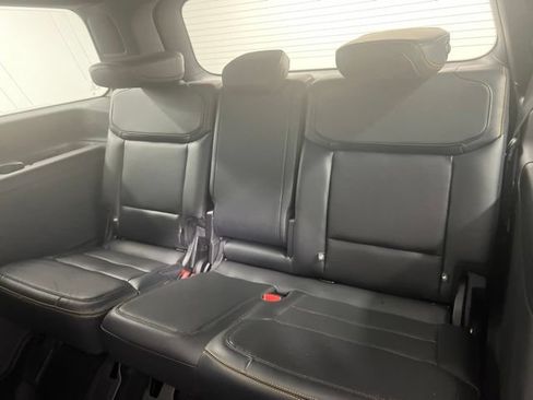 Used 2025 Ford Expedition Tremor AWD/4WD image 13
