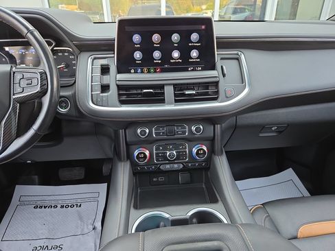 Used 2021 GMC Yukon AT4 w/ AT4 Premium Package AWD/4WD image 23
