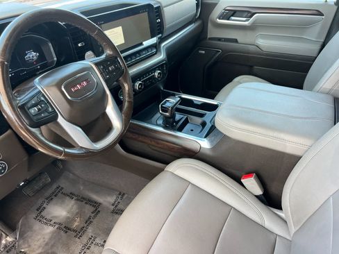 Used 2023 GMC Sierra 1500 SLT w/ SLT Convenience Package image 12