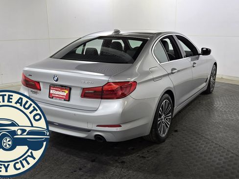 Used 2018 BMW 530i xDrive w/ Premium Package image 7