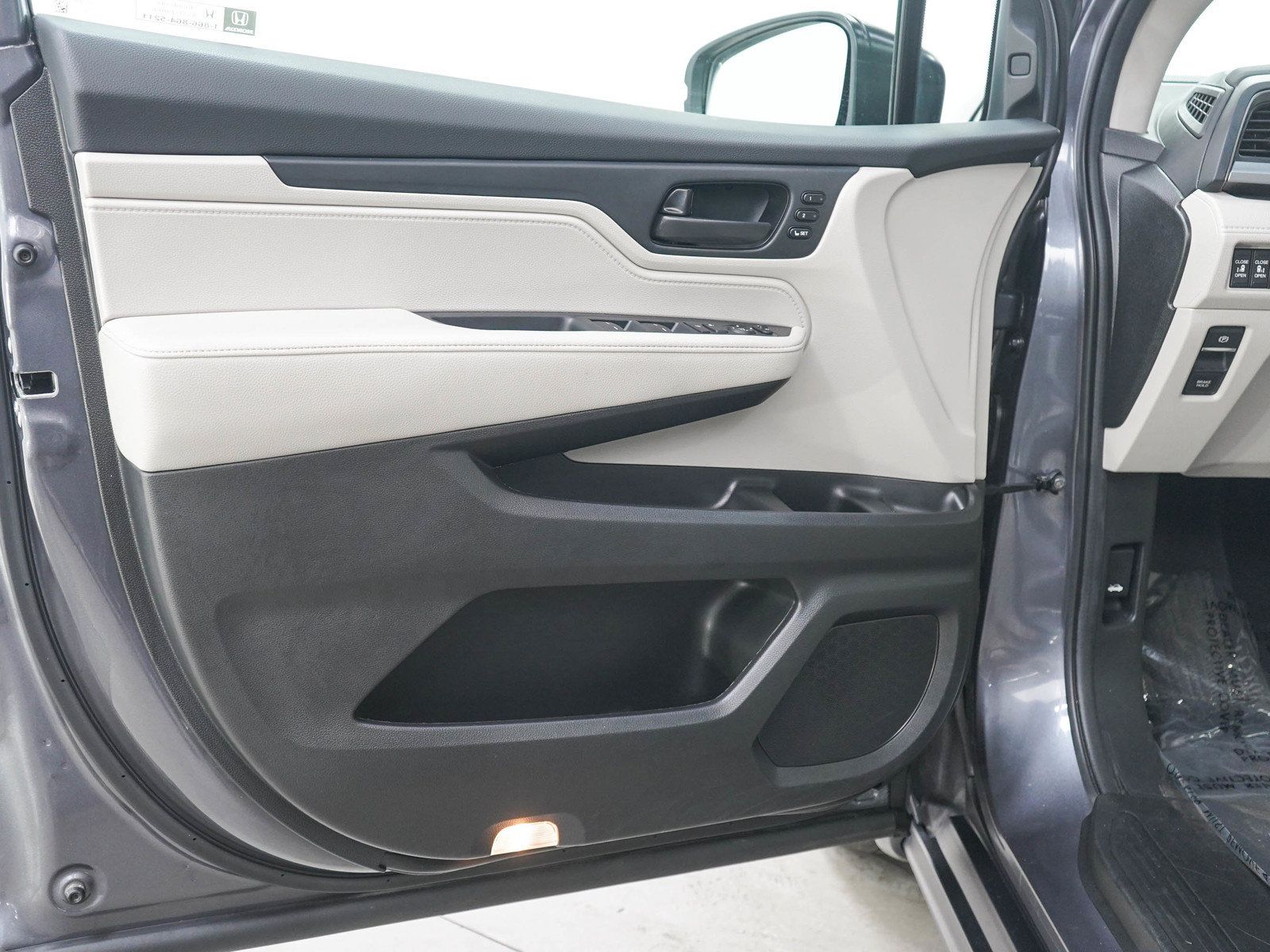 Used 2025 Honda Odyssey EX-L image 21