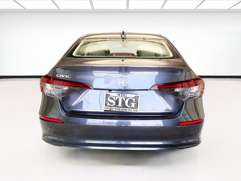 Used 2025 Honda Civic LX image 5