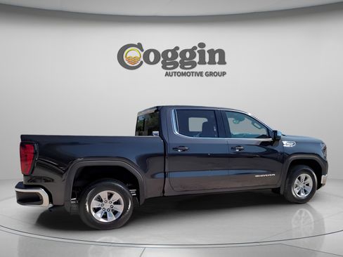 New 2026 GMC Sierra 1500 SLE w/ Preferred Package image 13