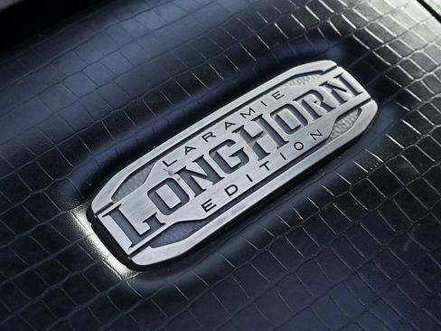 Used 2019 RAM 1500 Limited image 40