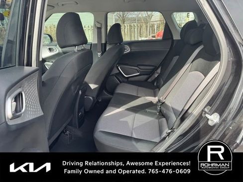 Used 2023 Kia Soul S image 9