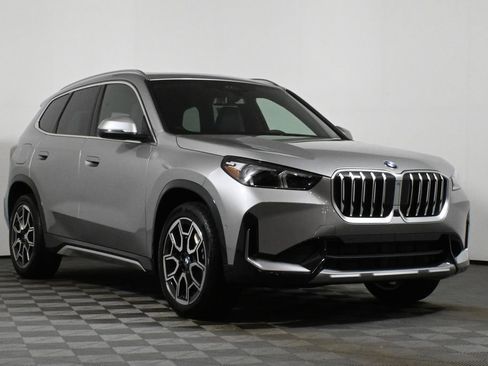 Used 2026 BMW X1 xDrive28i w/ Technology Package image 9