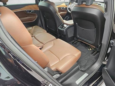Used 2023 Volvo XC90 B6 Plus w/ Protection Package Premier AWD/4WD image 22