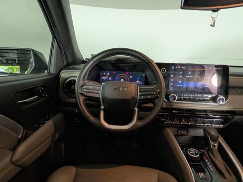 Used 2023 Chevrolet Colorado ZR2 w/ ZR2 Convenience Package III image 19