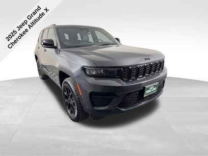 New 2025 Jeep Grand Cherokee Altitude