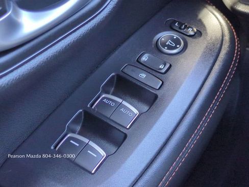 Used 2025 Honda HR-V Sport image 24