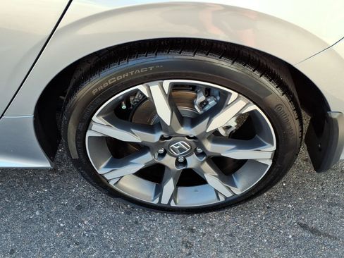 Certified 2025 Honda Civic Sport Touring image 13