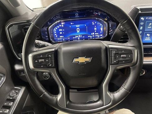 Used 2024 Chevrolet Silverado 1500 LT AWD/4WD image 23