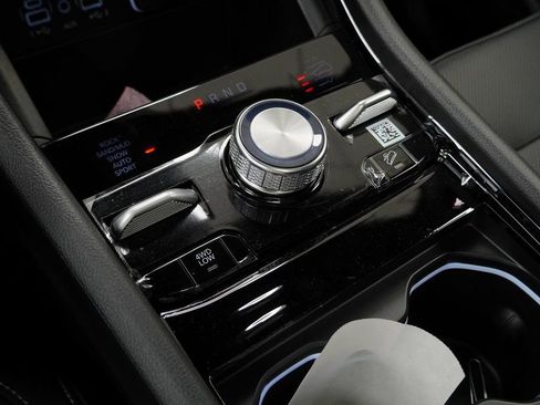 New 2025 Jeep Grand Cherokee Overland image 26