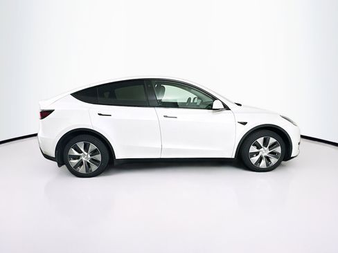 Used 2021 Tesla Model Y Long Range AWD/4WD image 10