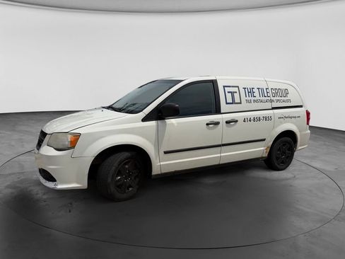 Used 2013 RAM C/V Tradesman FWD image 4