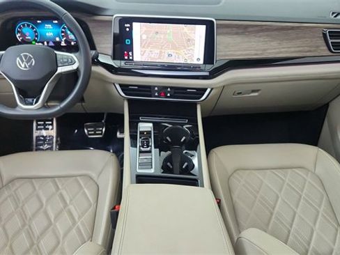 Used 2025 Volkswagen Atlas SEL Premium R-Line image 94