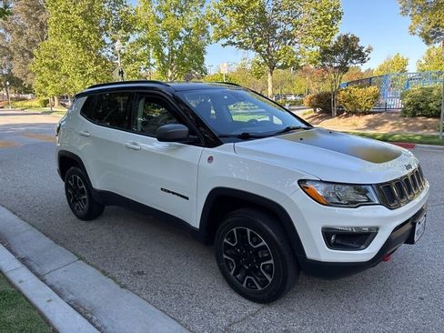 Used 2021 Jeep Compass Trailhawk image 6