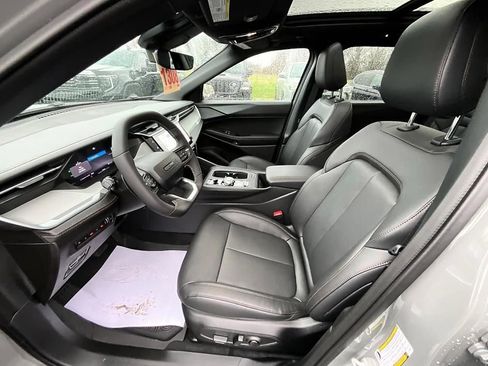 New 2026 Jeep Cherokee Limited AWD/4WD image 14