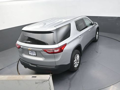 Used 2020 Chevrolet Traverse LS AWD/4WD image 19