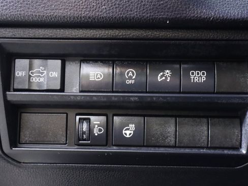 Used 2022 Toyota Tundra SR5 image 10