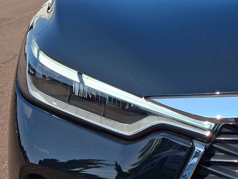 Certified 2025 INFINITI QX60 Luxe AWD/4WD image 9