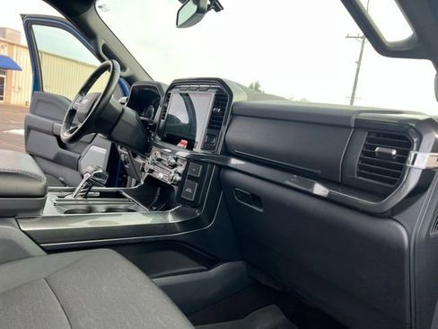 Used 2022 Ford F150 XLT w/ Equipment Group 302A High image 5