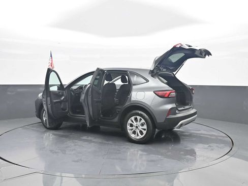 Used 2025 Ford Escape Active AWD/4WD image 47