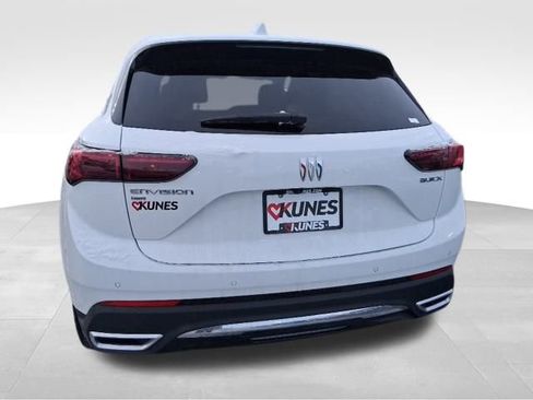 Used 2024 Buick Envision Preferred image 9
