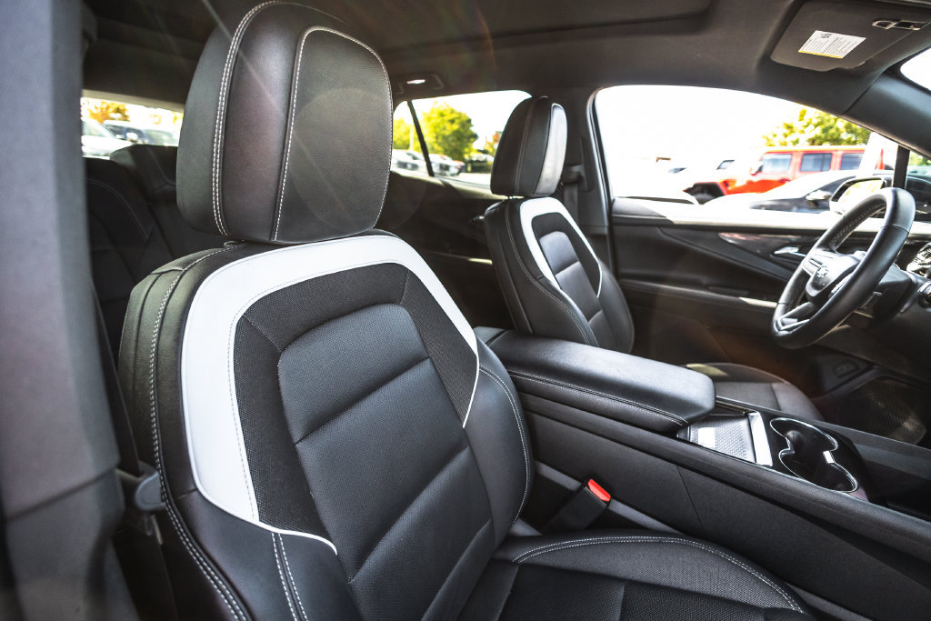 Used 2024 Chevrolet Blazer EV LT AWD/4WD image 22