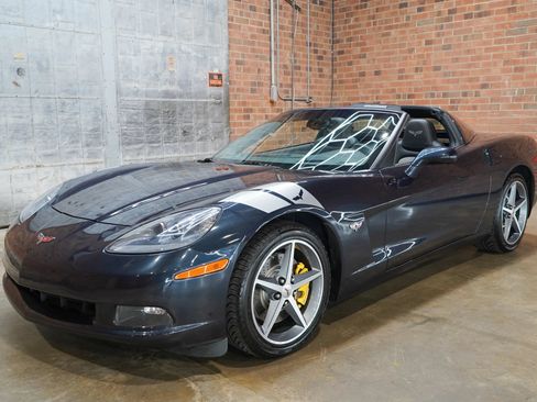 Used 2013 Chevrolet Corvette Coupe w/ 4LT Preferred Equipment Group RWD image 35