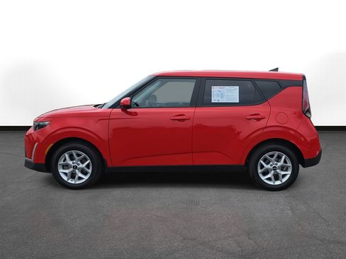 Used 2024 Kia Soul LX w/ Option Group 015 image 10
