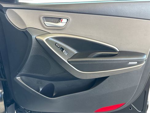 Used 2017 Hyundai Santa Fe Sport w/ 2.4L Value Package 06 AWD/4WD image 21