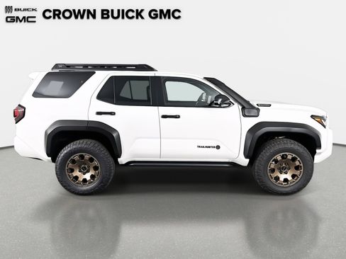 Used 2025 Toyota 4Runner Trailhunter image 5