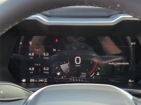 New 2025 GMC Canyon Elevation w/ Convenience Package image 18