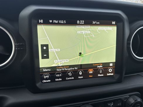 Used 2023 Jeep Wrangler Sahara w/ Cold Weather Group image 17