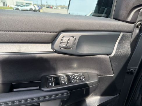 Used 2024 Ford Ranger Lariat w/ Trailer Tow Package image 16