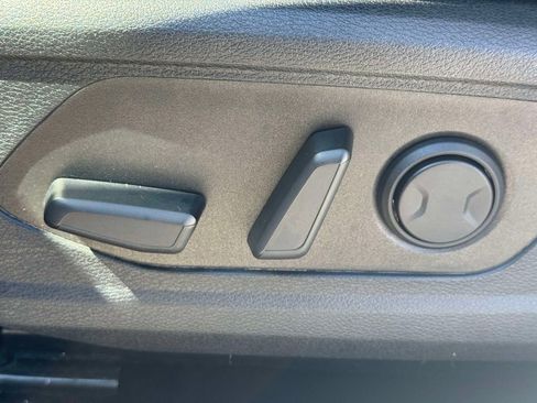 Used 2023 Kia Sportage EX image 16